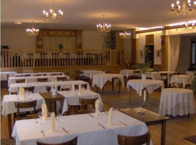 Hotel Restaurant A L'Etoile Мерквиллер-Пешельброн Экстерьер фото